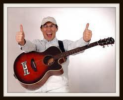 Д.Энхболд: Би яриа өгөх гэж гүйдэггүй